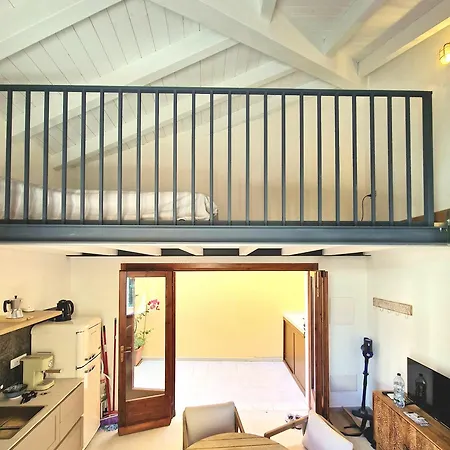 度假居 Il Rifugio Del Navigante 马达莱纳